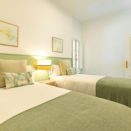 Conde Ibarra Deluxe By Valcambre Apartment Sevilla Exterior foto