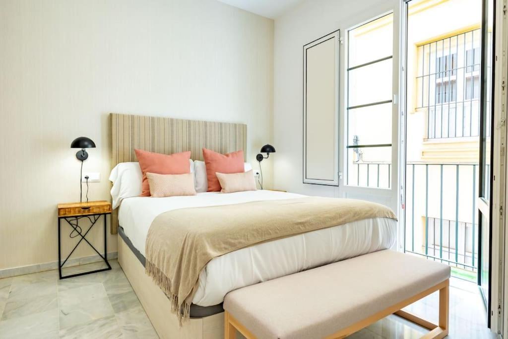 Conde Ibarra Deluxe By Valcambre Apartment Sevilla Exterior foto