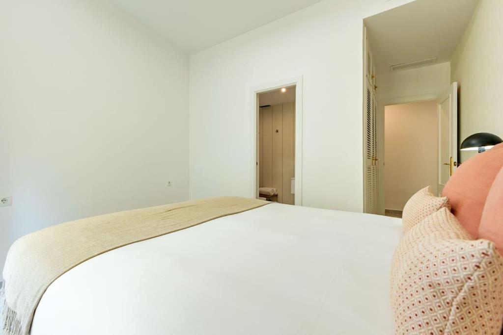 Conde Ibarra Deluxe By Valcambre Apartment Sevilla Exterior foto
